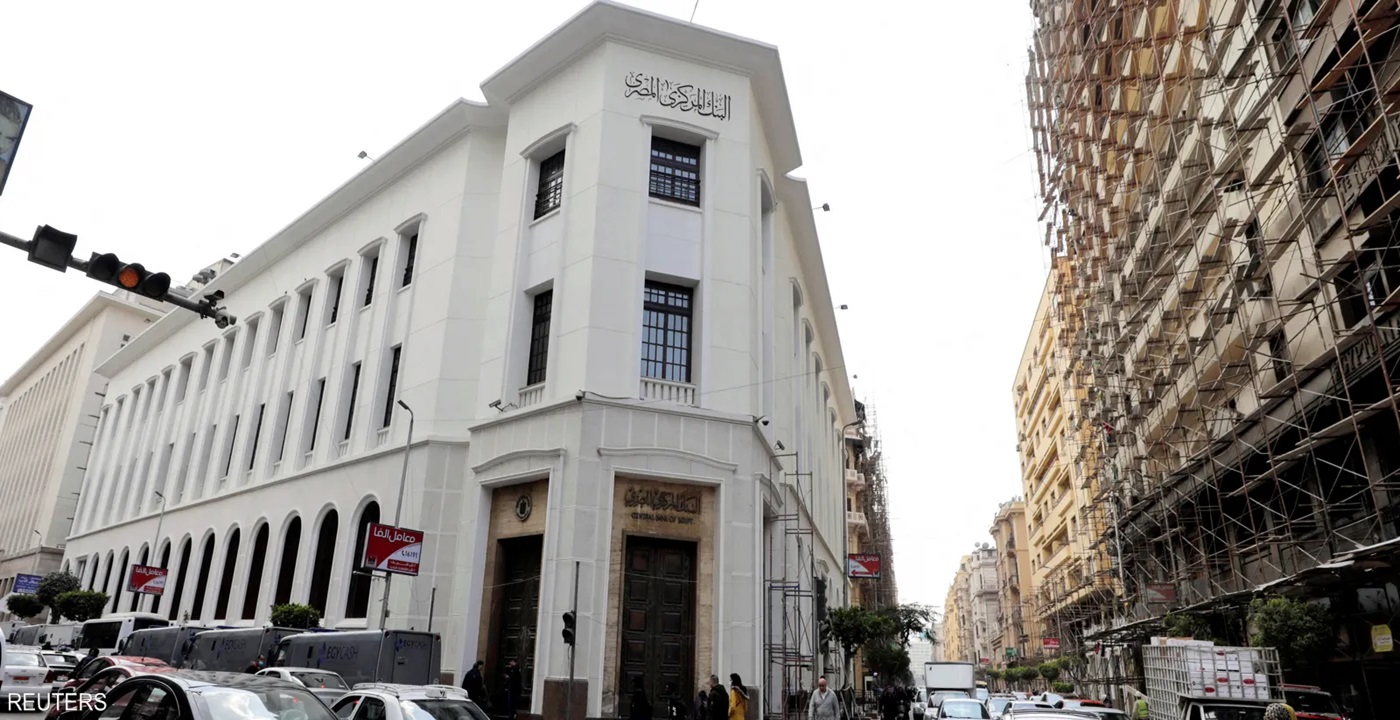 “Debit card crisis” in Egypt: What sectors are affected?